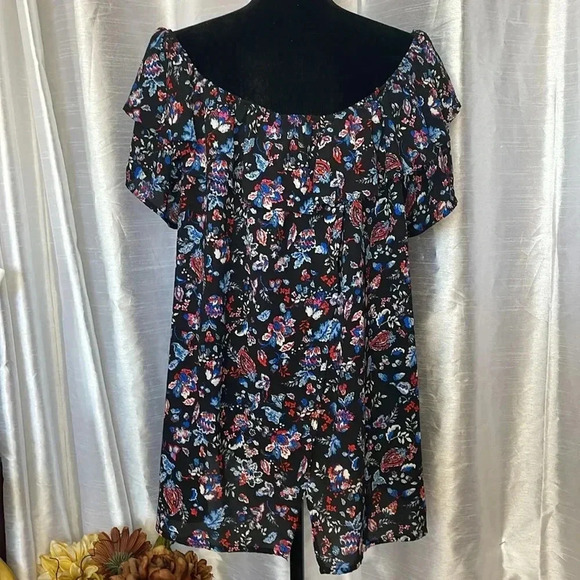 Eyeshadow Women’s 3X Floral Ruffled Short Sleeve Flap Back Off Shoulder Blouse - Picture 3 of 7